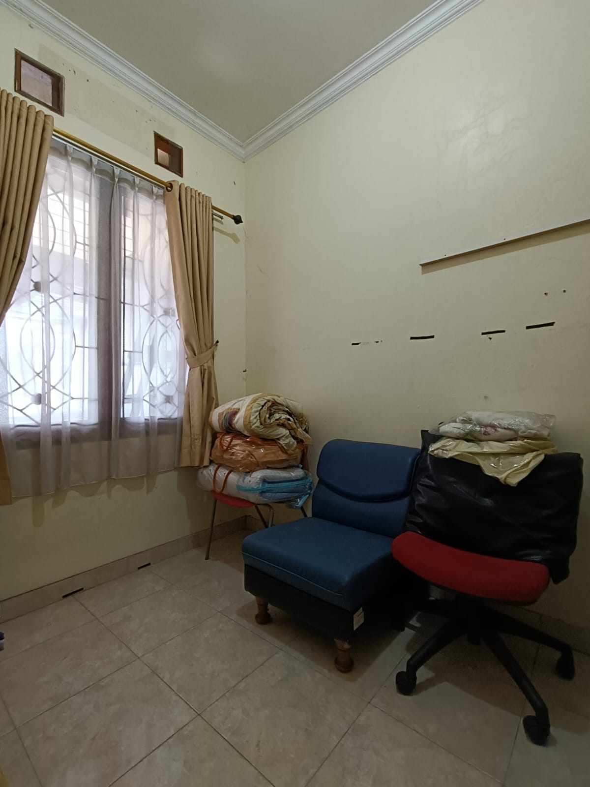 Dijual rumah nyaman kokoh sudah baja ringan Taman Harapan Baru