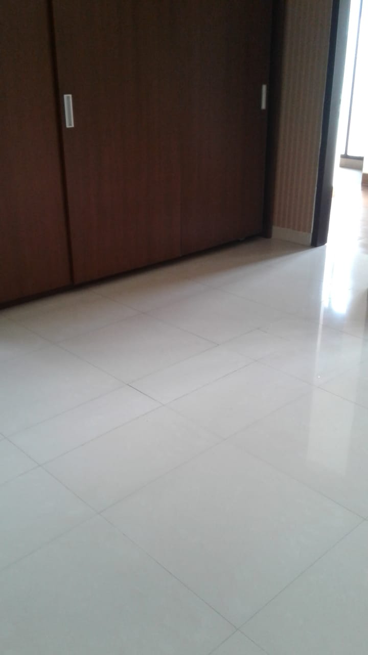 Dijual rumah komplek Taman Himalaya Karawaci  Kelapa Dua