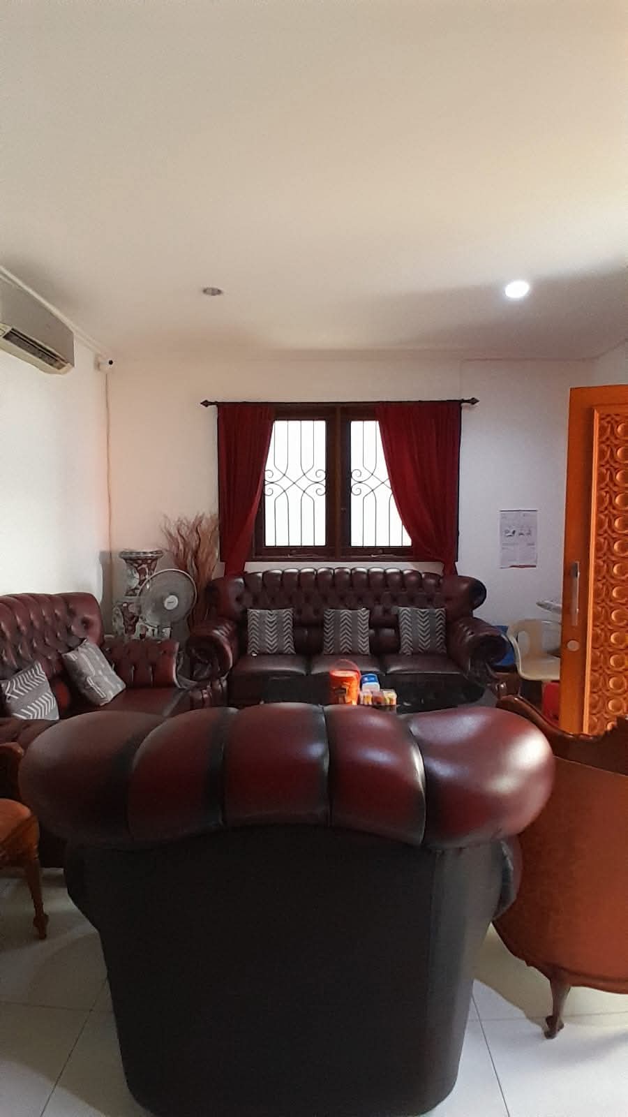 Dijual Rumah 2½lantai strategis Di Cilandak Timur, Jaksel.