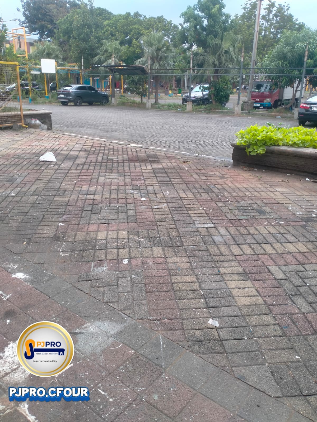 Dijual/Disewa Ruko 1unit dengan Lokasi Terdepan di Harapan Indah