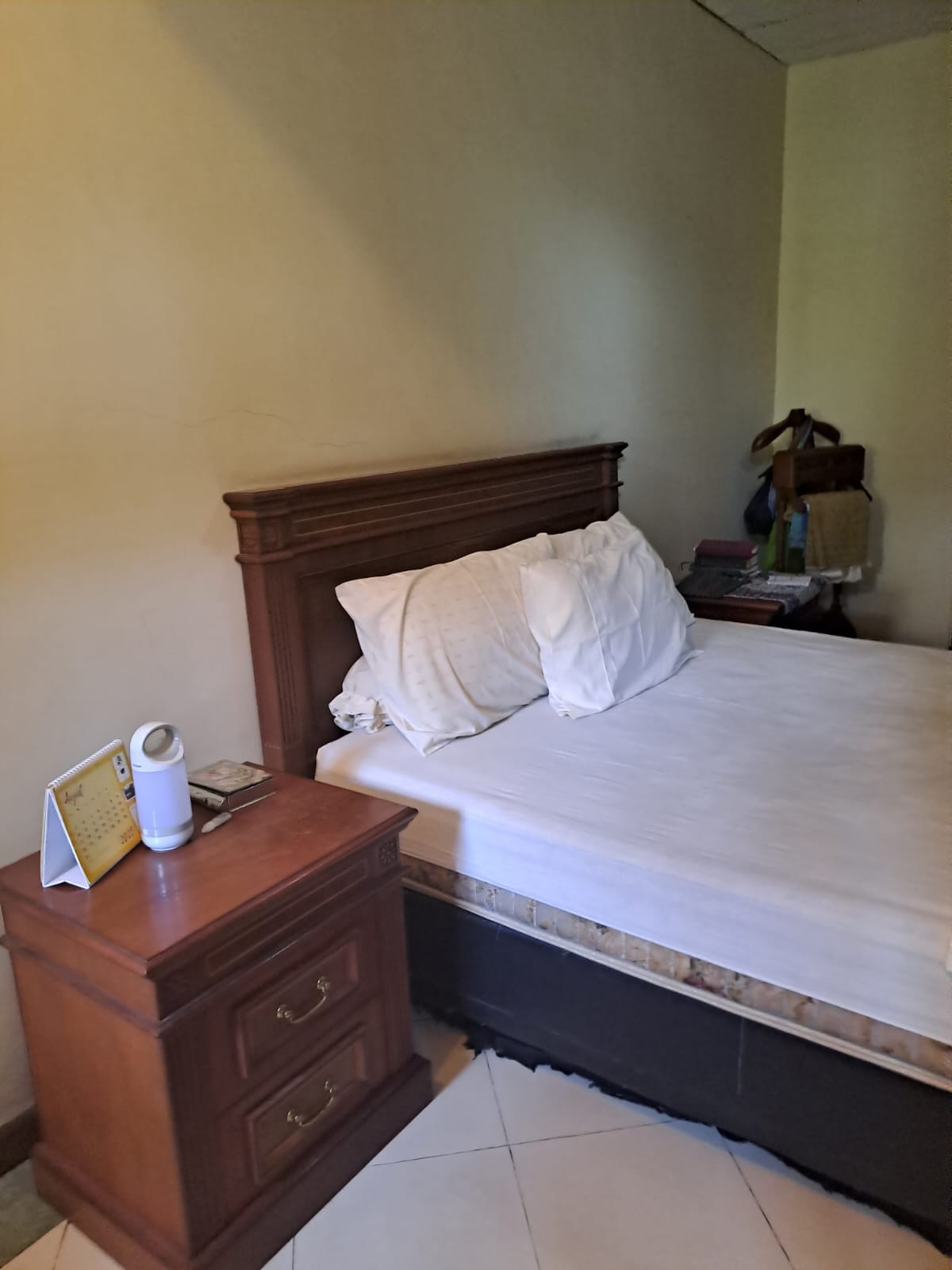 Rumah di lebak bulus dekat stasiun mrt