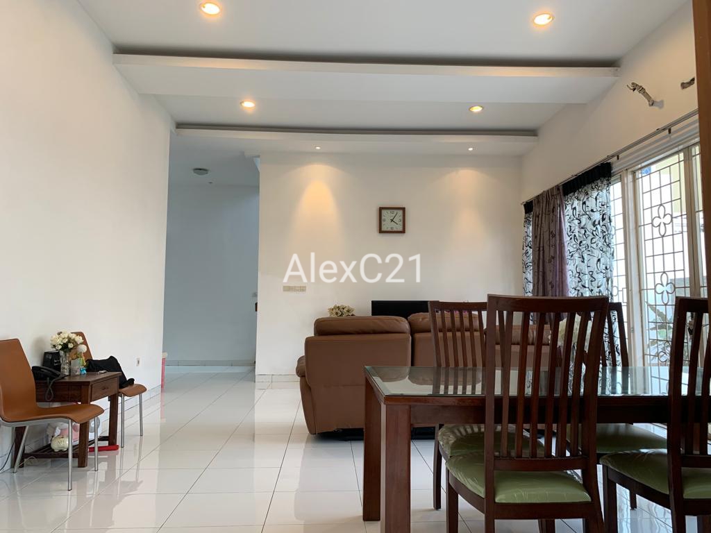 Dijual Rumah di Perum Taman Surya, Pegadungan, Kali Deres