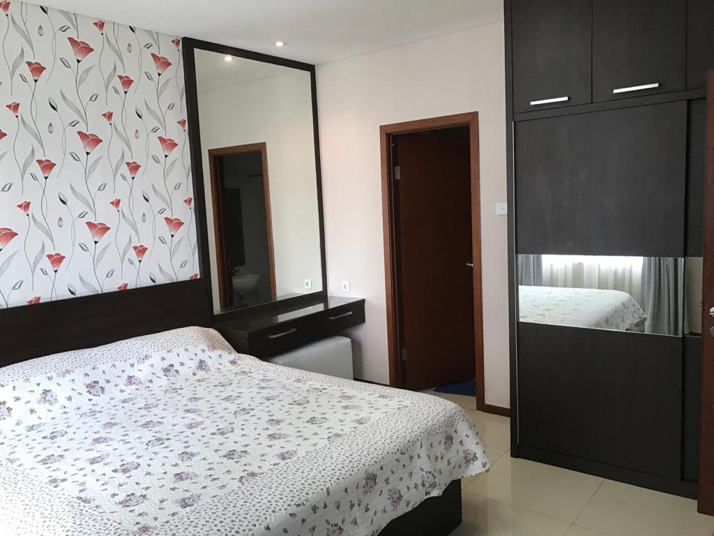 Disewakan Apartemen Thamrin Residences 3 bedrooms  Kebon Kacang