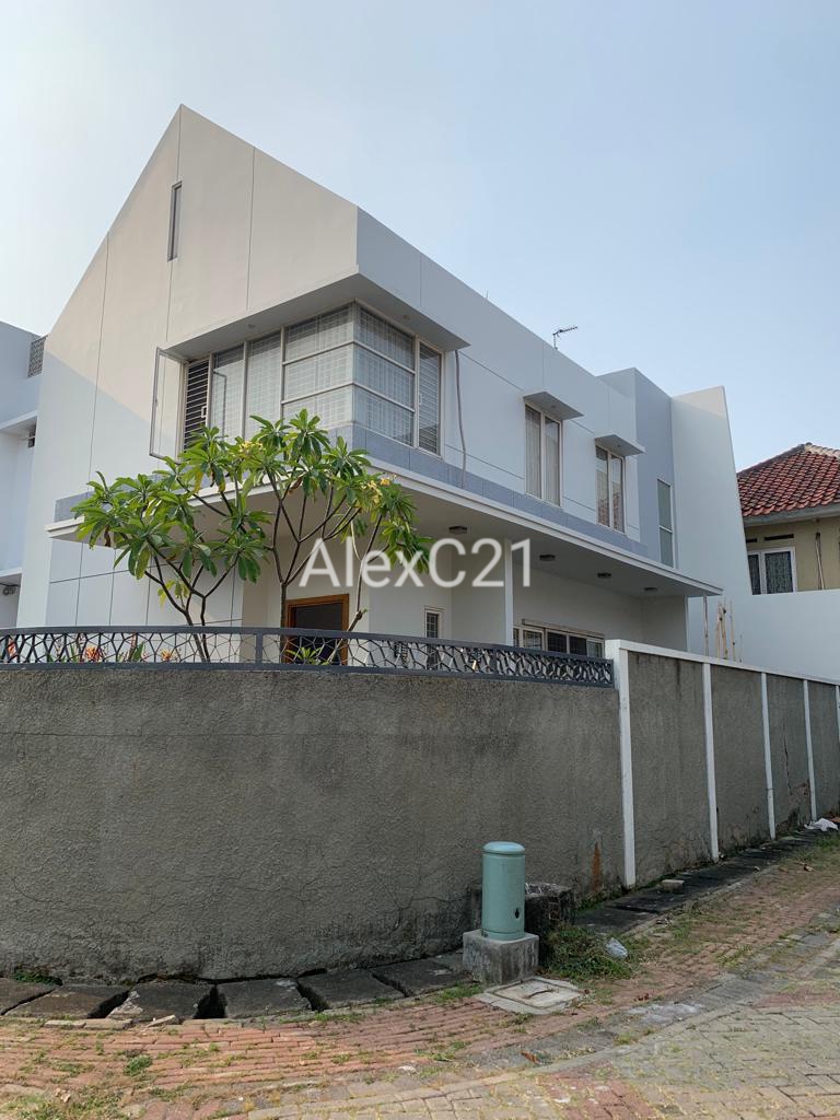 Dijual Rumah di Perum Taman Surya, Pegadungan, Kali Deres