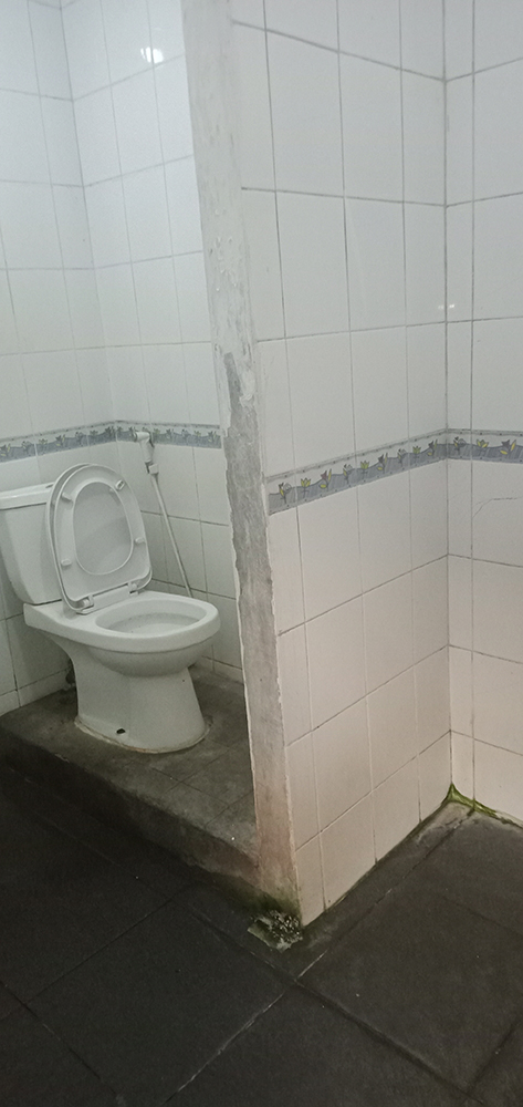 Rumah Full Furnish & Kantor Dgn Fasilitas Gym Berikut Peralatan