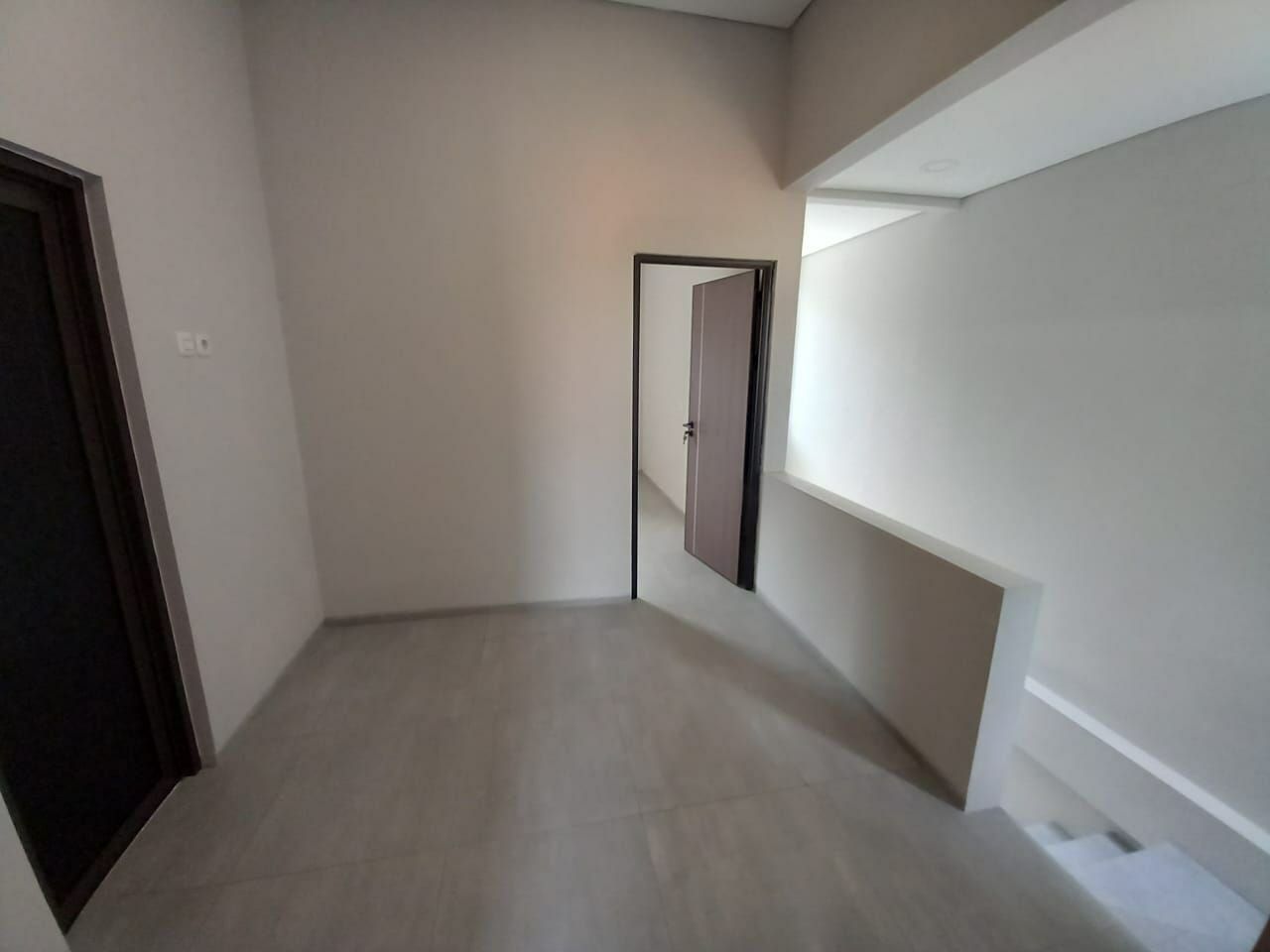 Rumah modern di Kayu Putih Pulogadung Jakarta Timur