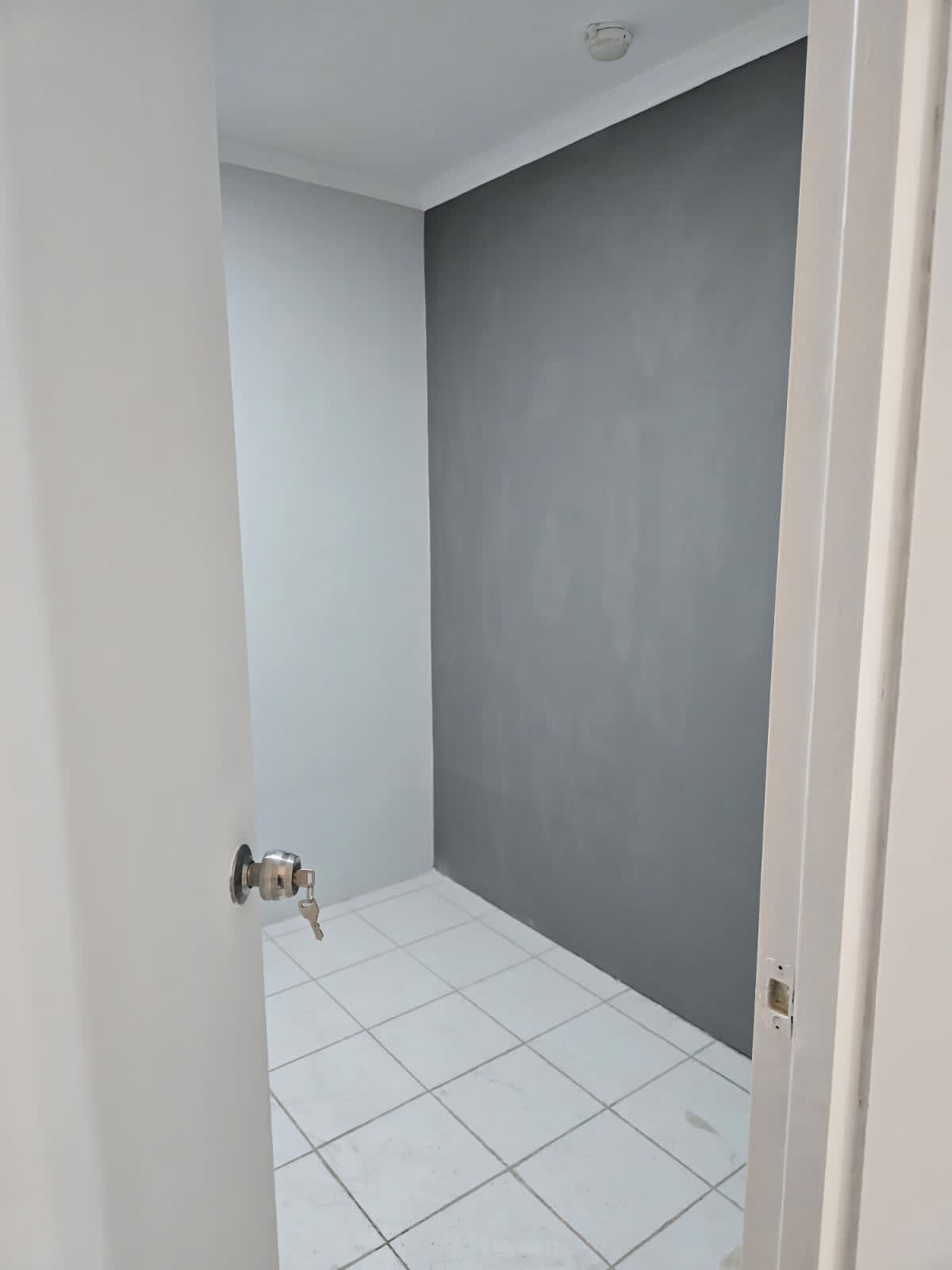 Dijual apartemen Gading Nias terenovasi semi furnished 2BR