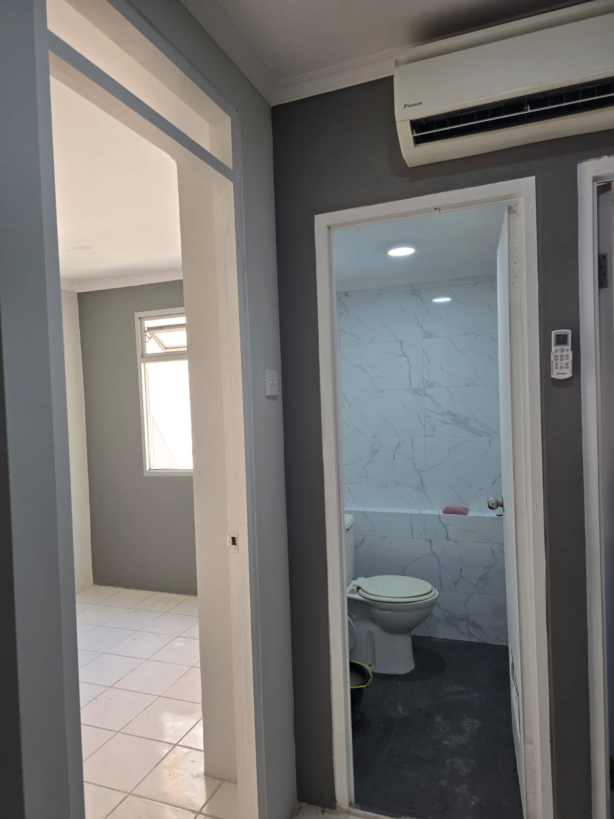 Dijual apartemen Gading Nias terenovasi semi furnished 2BR