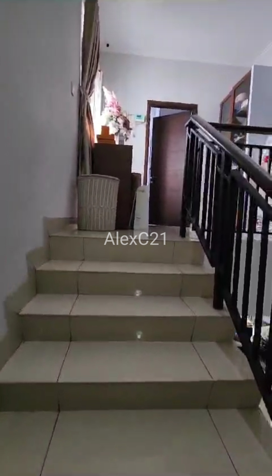 Dijual rumah hook Green Lake City Boulevard, Gondrong, Cipondoh