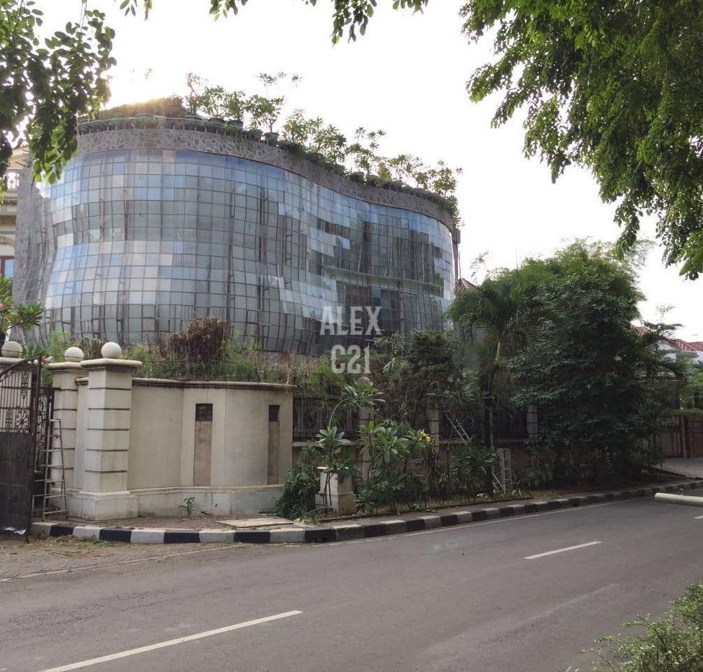 Dijual Rumah Cantik Mewah Strategis, Area Bukit Gading VIlla