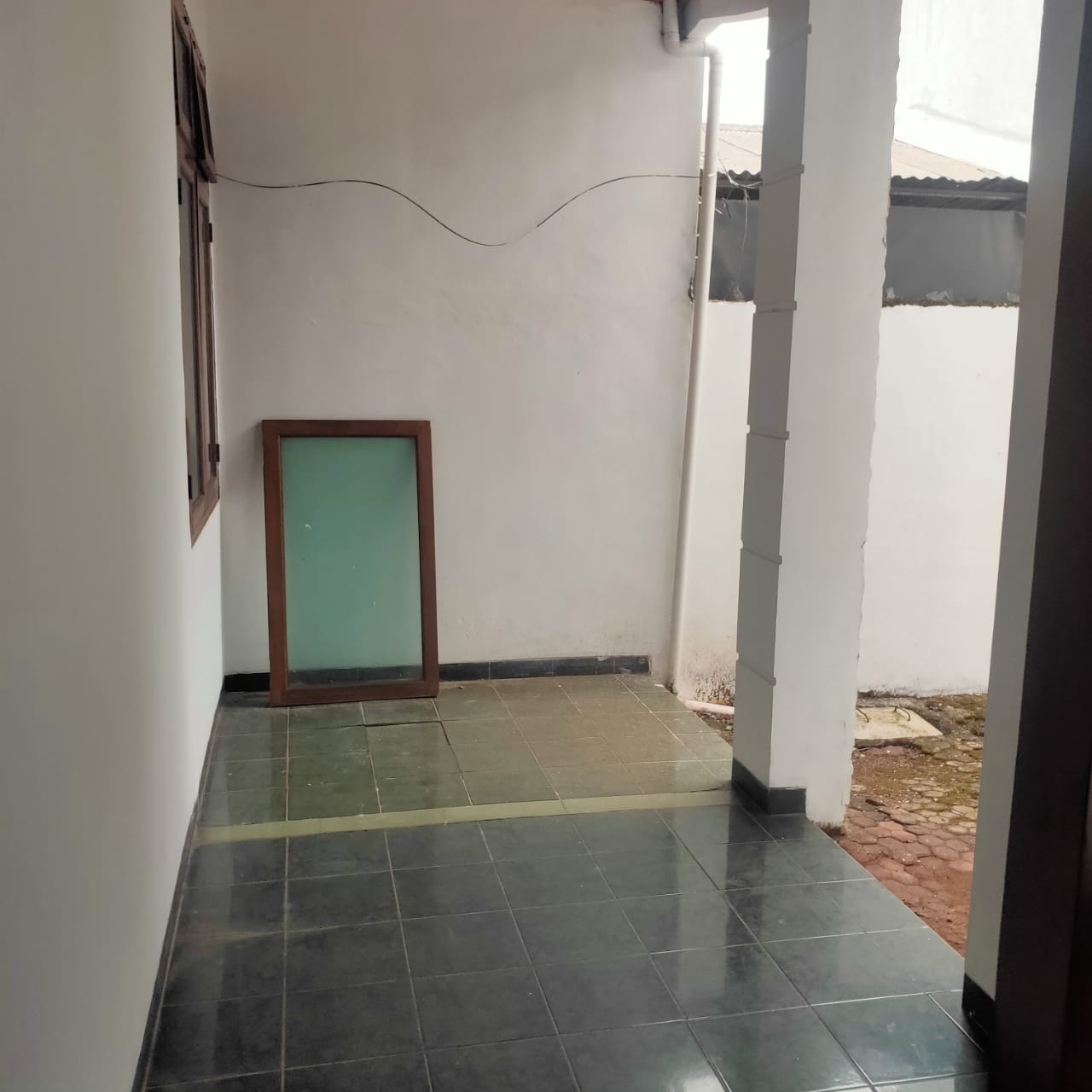 Disewakan 2 unit rumah komplek terbuka di Duren Sawit, Jakarta