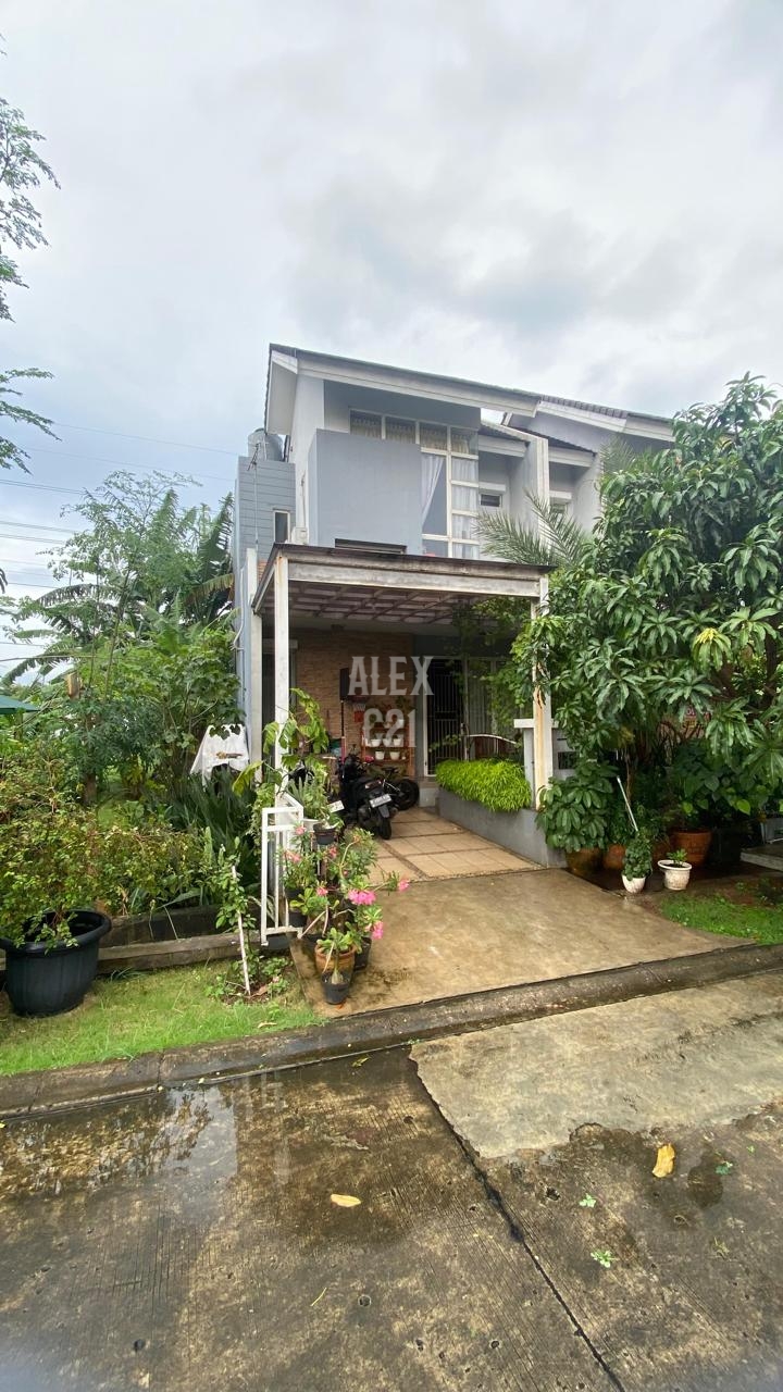 Dijual rumah hoek di Kota Harapan Indah, Bekasi Utara