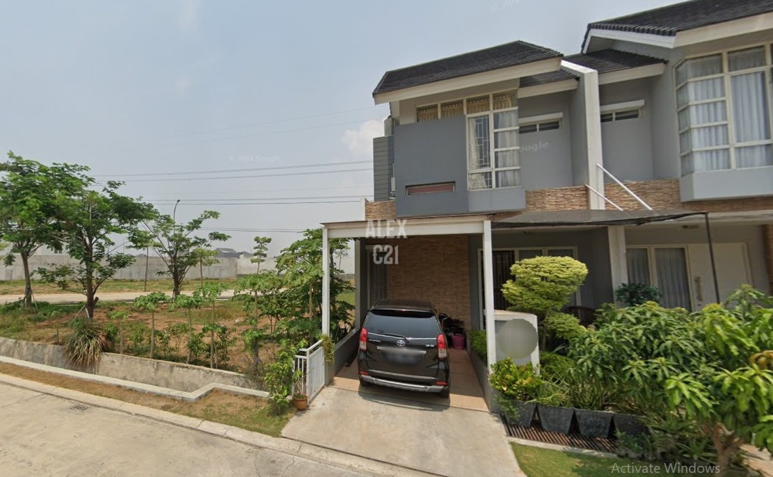 Dijual rumah hoek di Kota Harapan Indah, Bekasi Utara