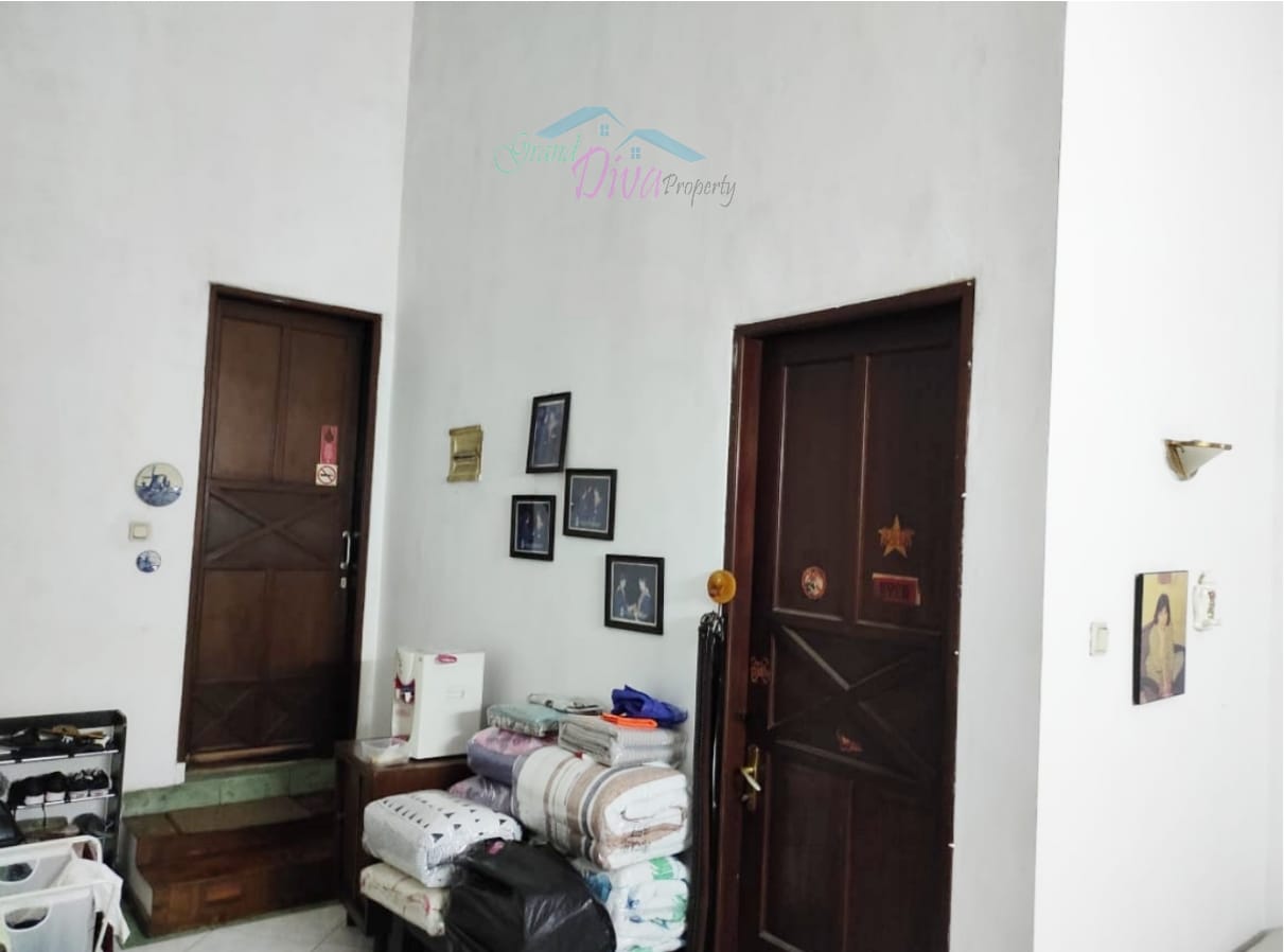 RUMAH DI NUSA INDAH JAKA SETIA