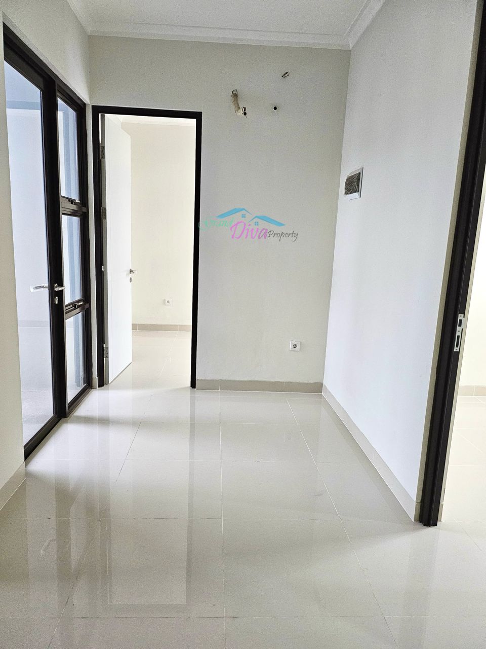 RUMAH BAGUS DAN BARU DI CLUSTER NEW CHERRY VILLE GRAND WISATA