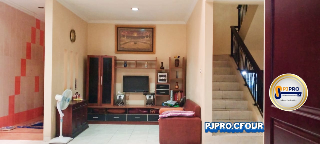 Dijual Rumah dengan Lokasi Bebas Banjir di Cluster Bulevar Hijau