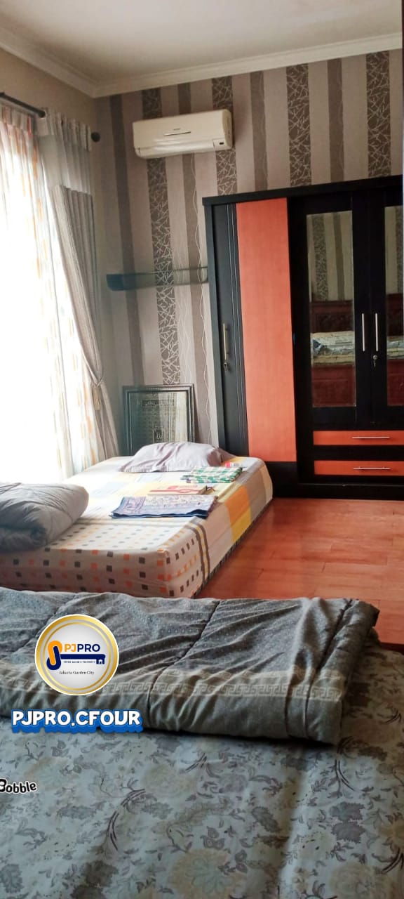 Dijual Rumah dengan Lokasi Bebas Banjir di Cluster Bulevar Hijau