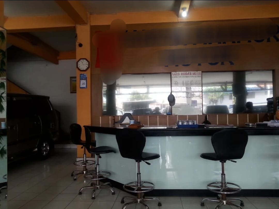 Dijual ruko gandeng ex showroom di jalan Sultan Agung Bekasi