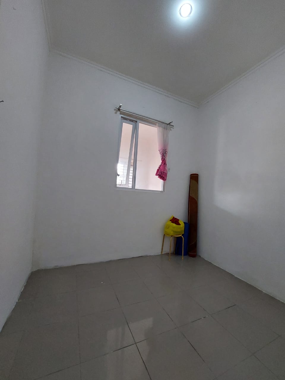 Rumah minimalis siap huni strategis dekat Arcamanik Kota Bandung