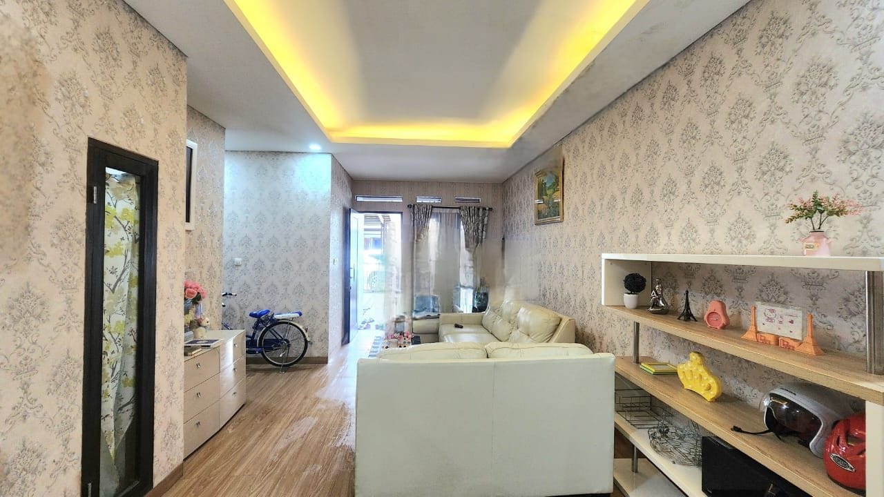 Rumah nyaman terawat siap huni di Arcamanik Endah Kota Bandung