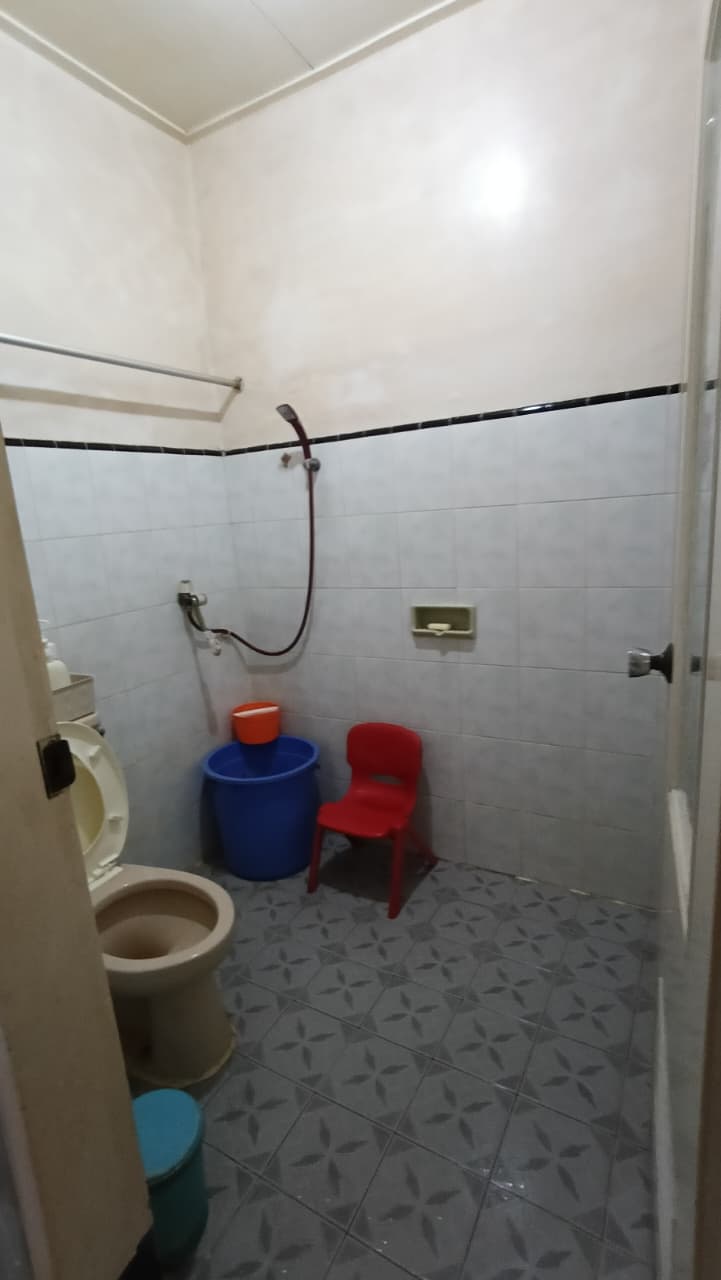 Dijual rumah harga murah di jalan Puan Timur Kelapa Gading