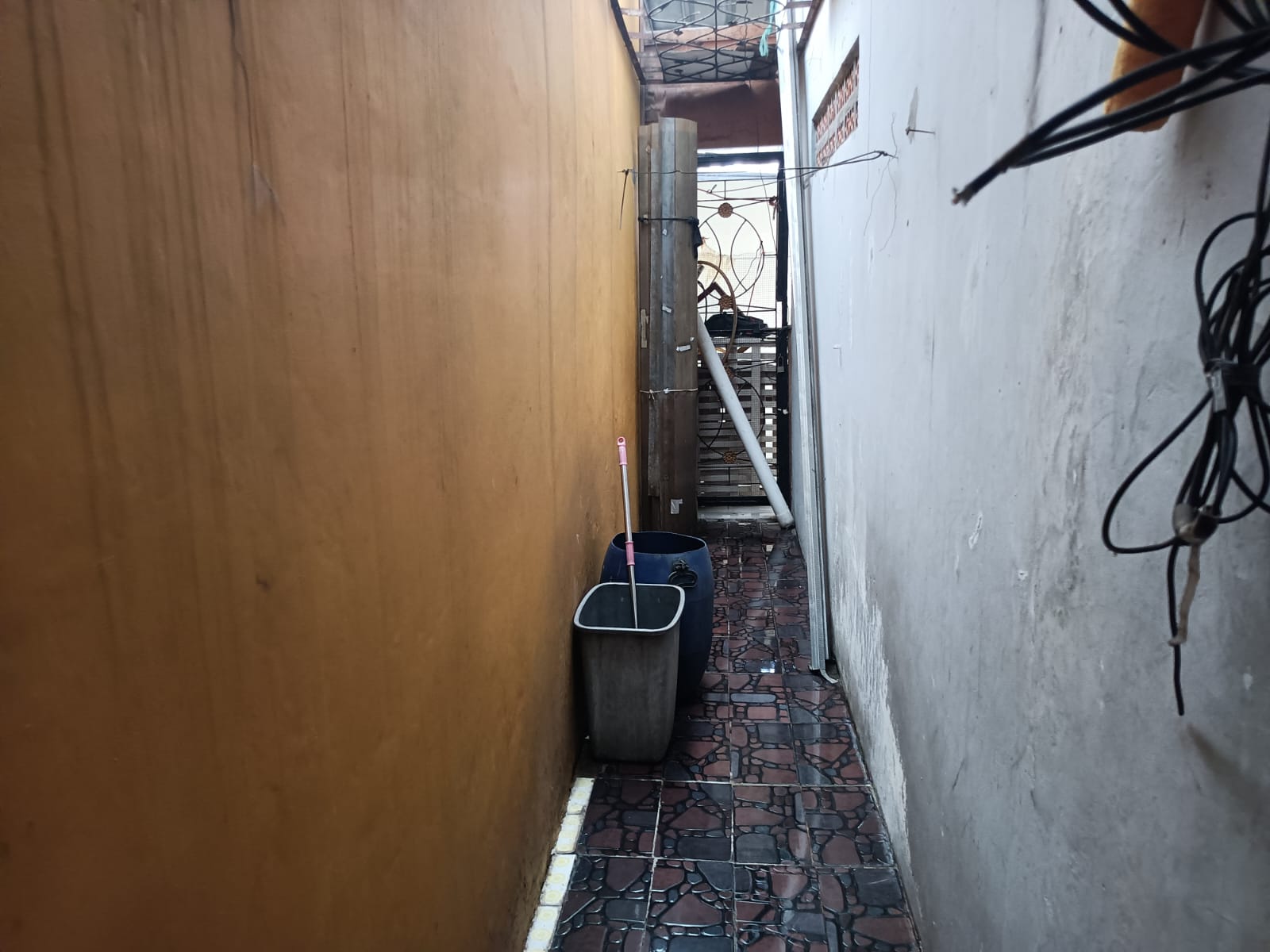 Rumah murah second perkampungan di Harjamukti Depok