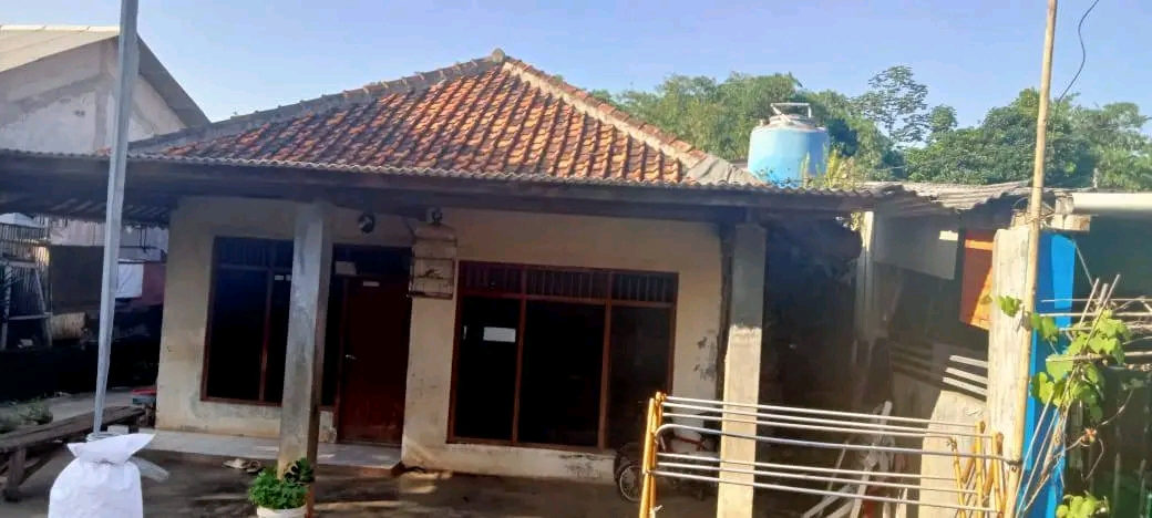 Rumah murah hitung tanah cash keras di Kalibaru Depok