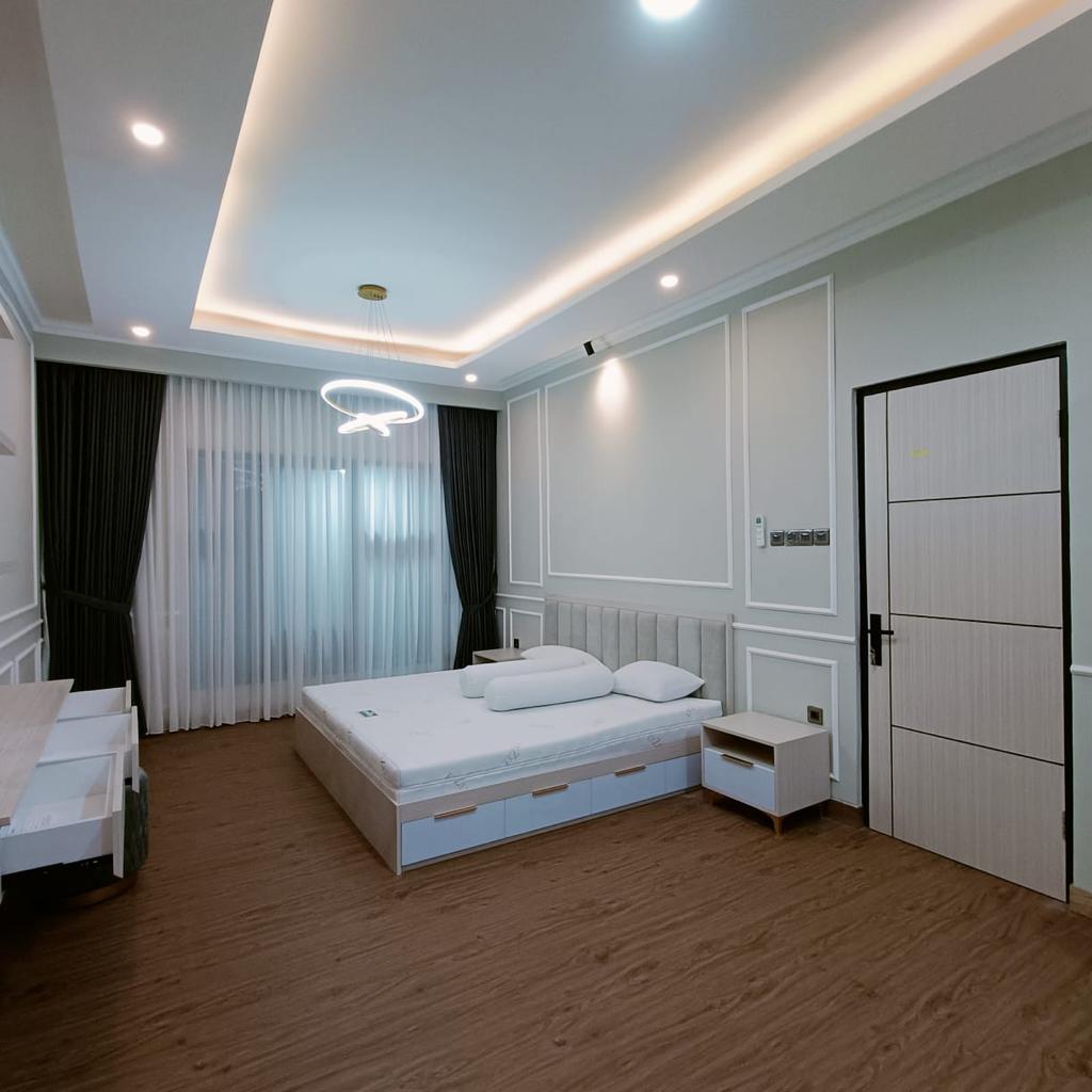 Rumah mewah komplek Sawangan Depok Full Furnsihed