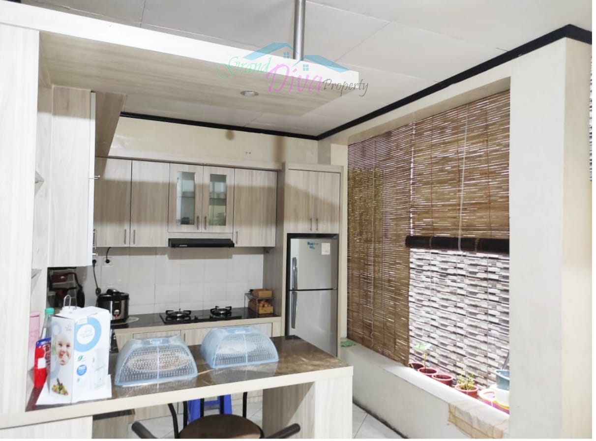 RUMAH DI NUSA INDAH JAKA SETIA