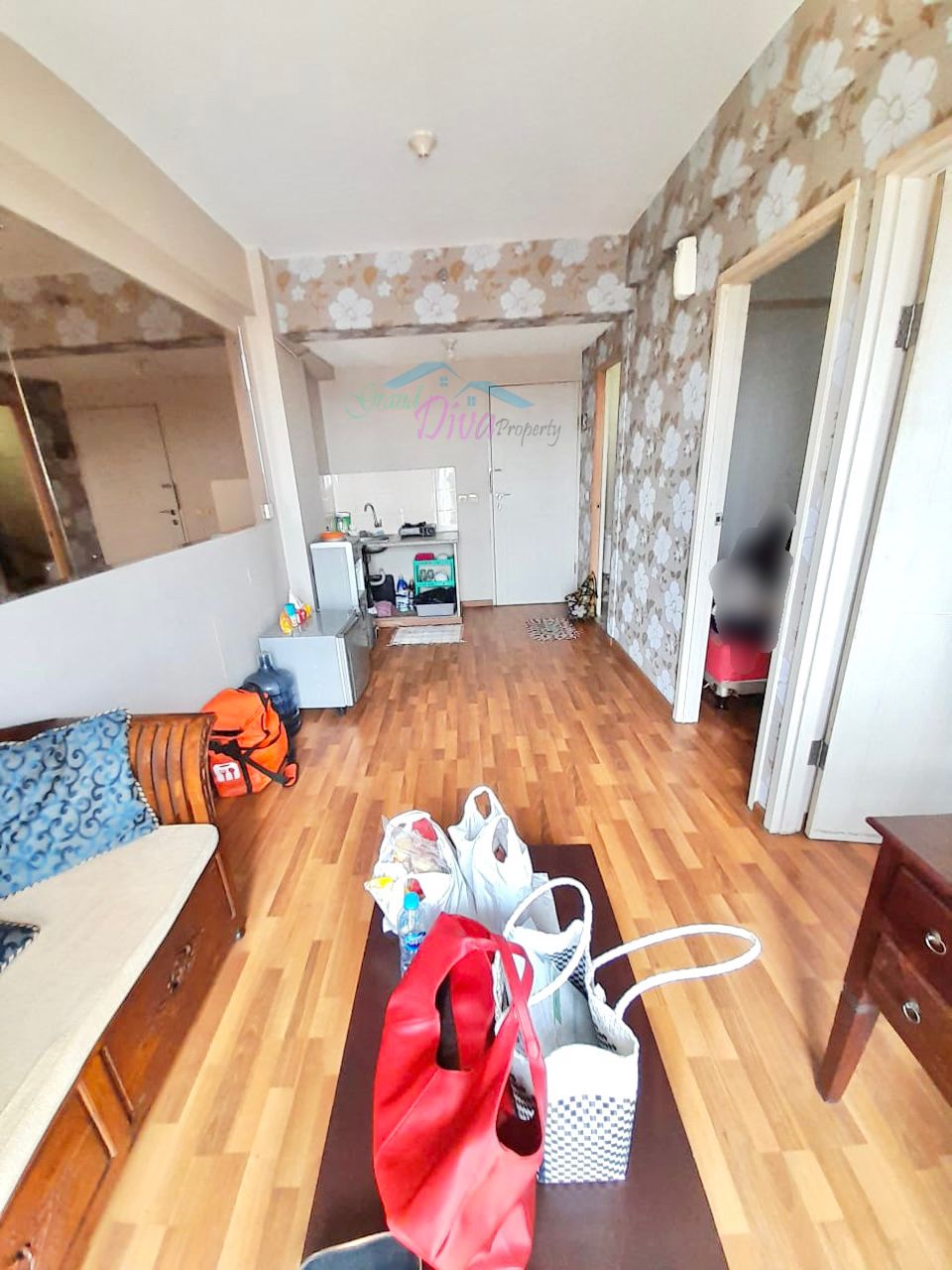 DIJUAL MURAH 290JT APARTEMENT CENTER POINT BEKASI FULLFURNISHED