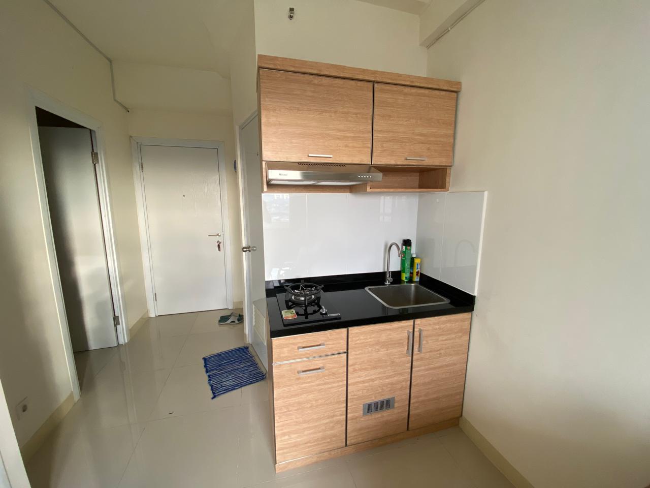 Dijual apartemen Green Pramuka City 2BR furnished harga murah