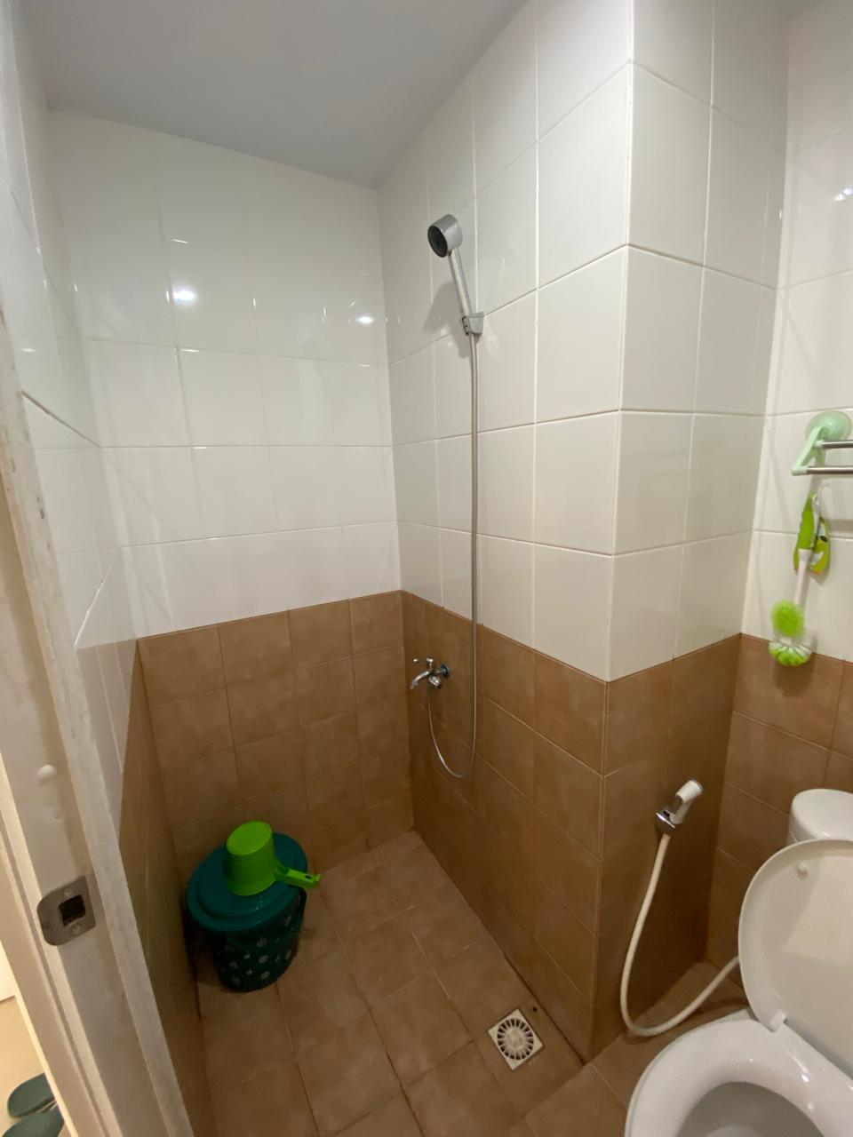 Dijual apartemen Green Pramuka City 2BR furnished harga murah