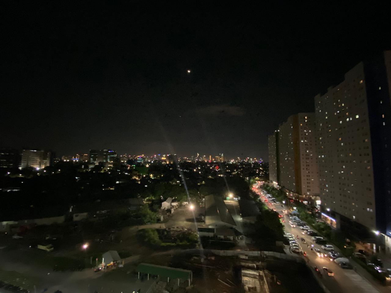 Dijual apartemen Green Pramuka City 2BR furnished harga murah