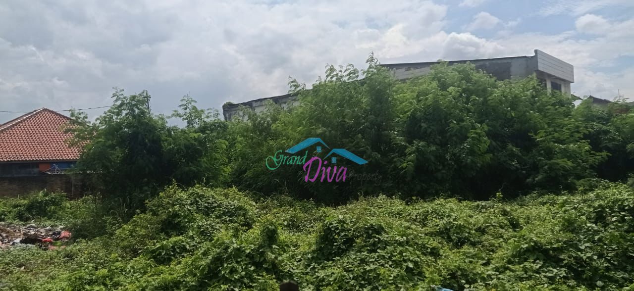 TANAH DI JALAN UTAMA DEKAT PASAR DAN STASIUN KRANJI