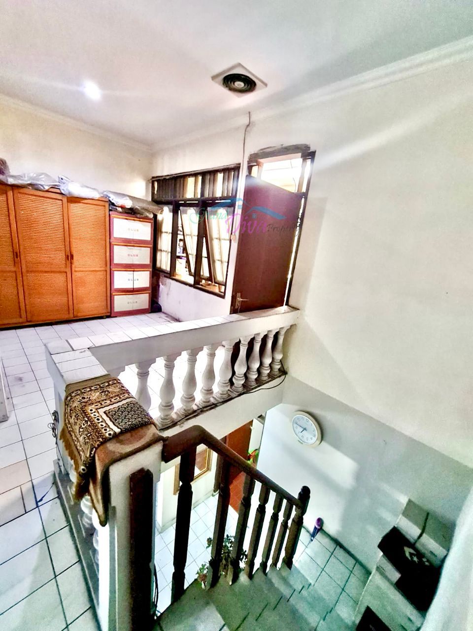 RUMAH DI KOMPLEK DAERAH DUREN SAWIT JAKARTA TIMUR