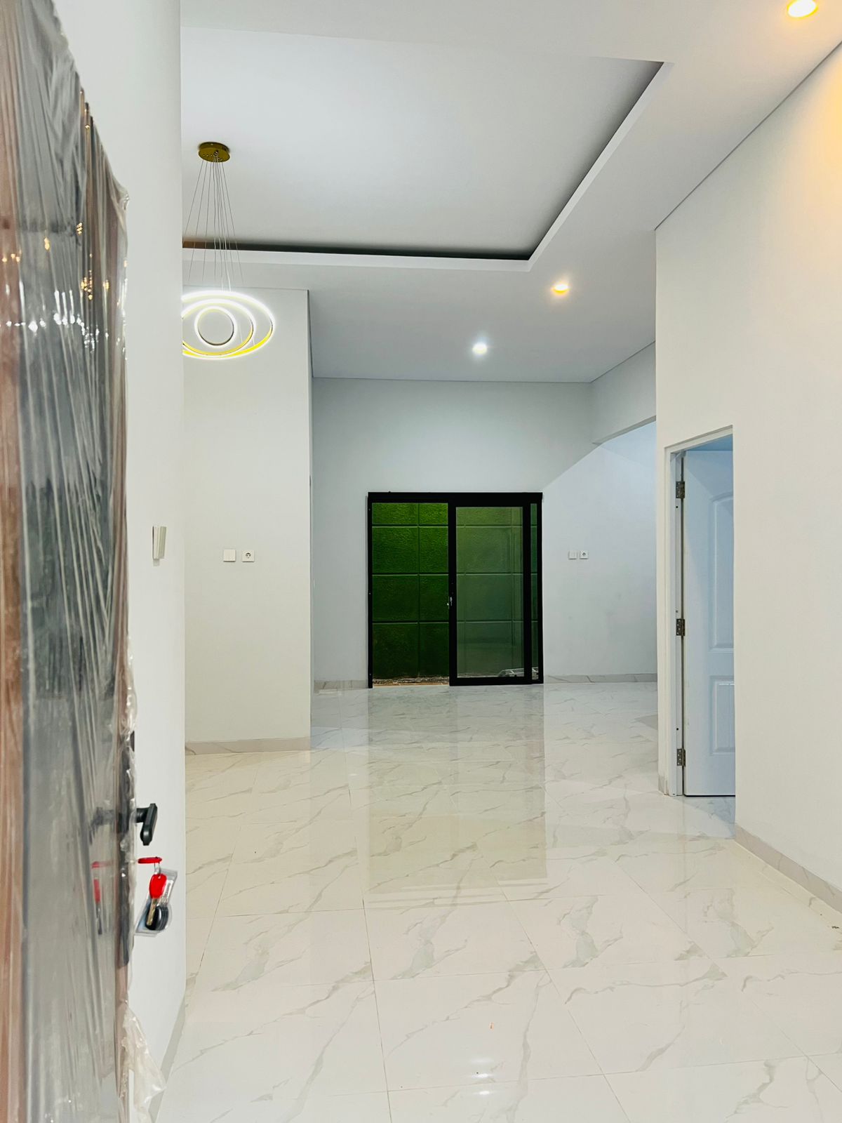 Dijual Rumah Baru Asri Sirkulasi Baik di Kota Harapan Indah