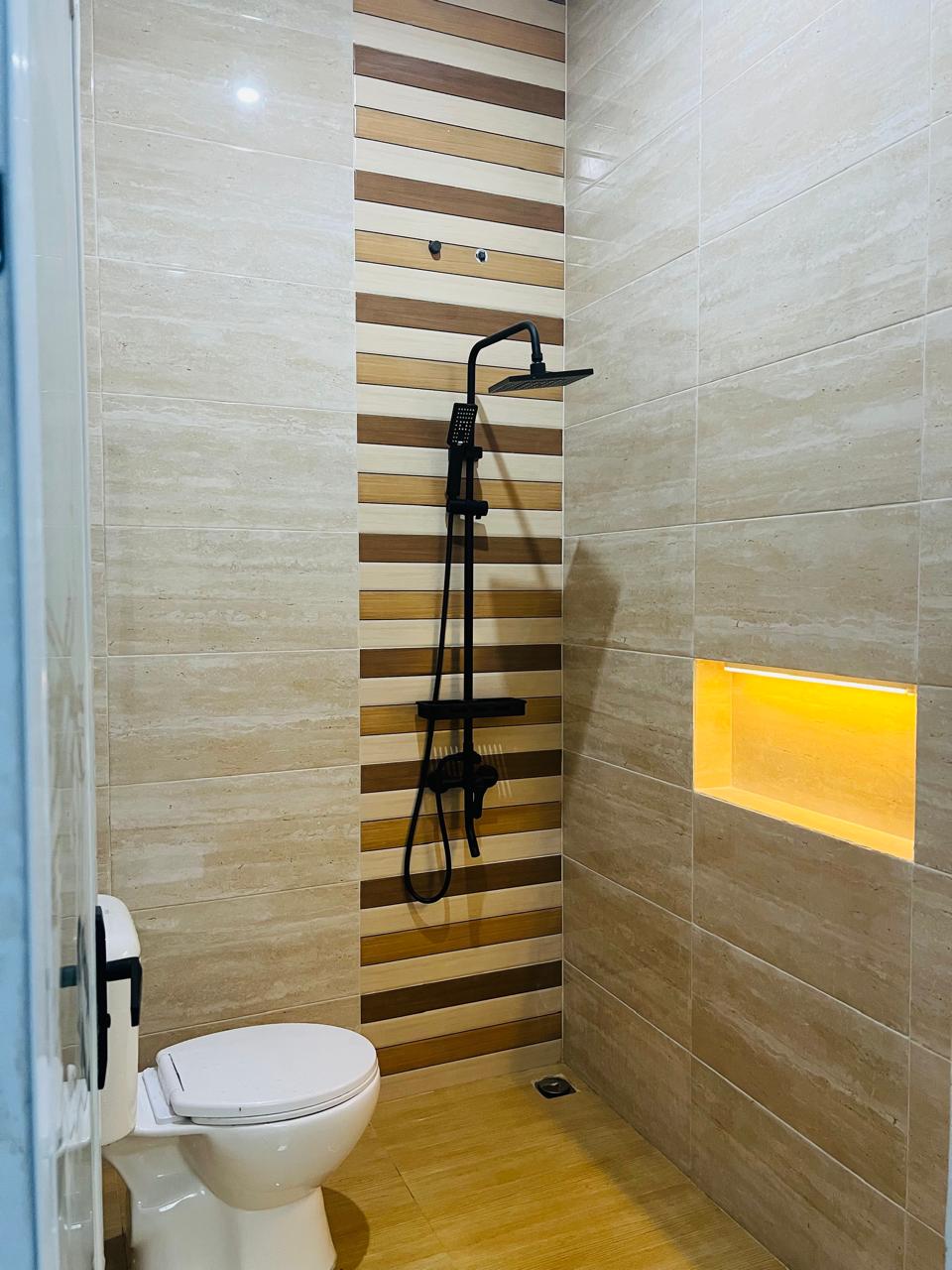 Dijual Rumah Baru Asri Sirkulasi Baik di Kota Harapan Indah