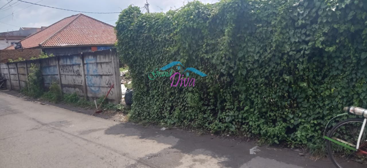 TANAH DI JALAN UTAMA DEKAT PASAR DAN STASIUN KRANJI