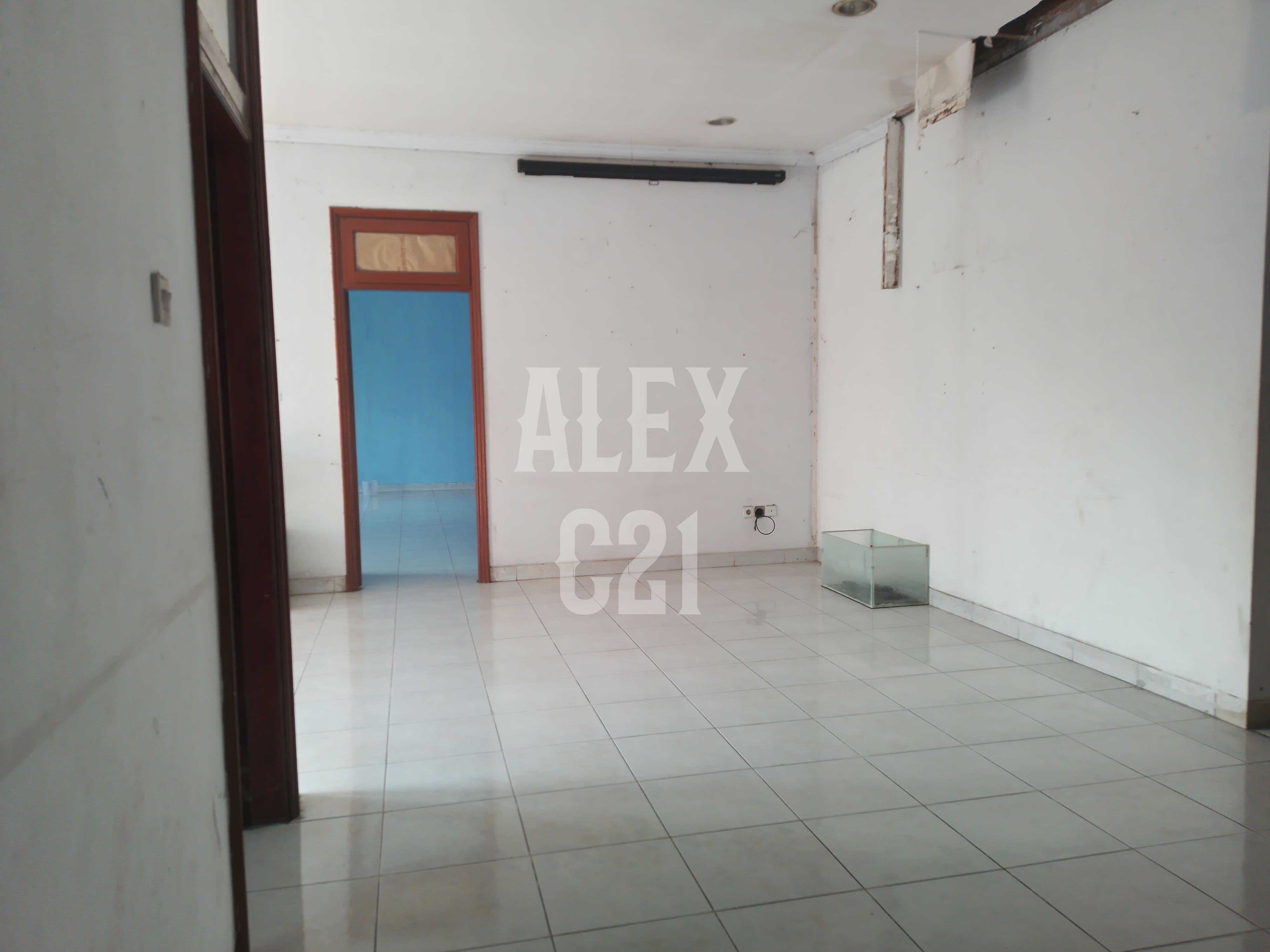 Dijual rumah dan kostan BU Duren Sawit, Jakarta Timur