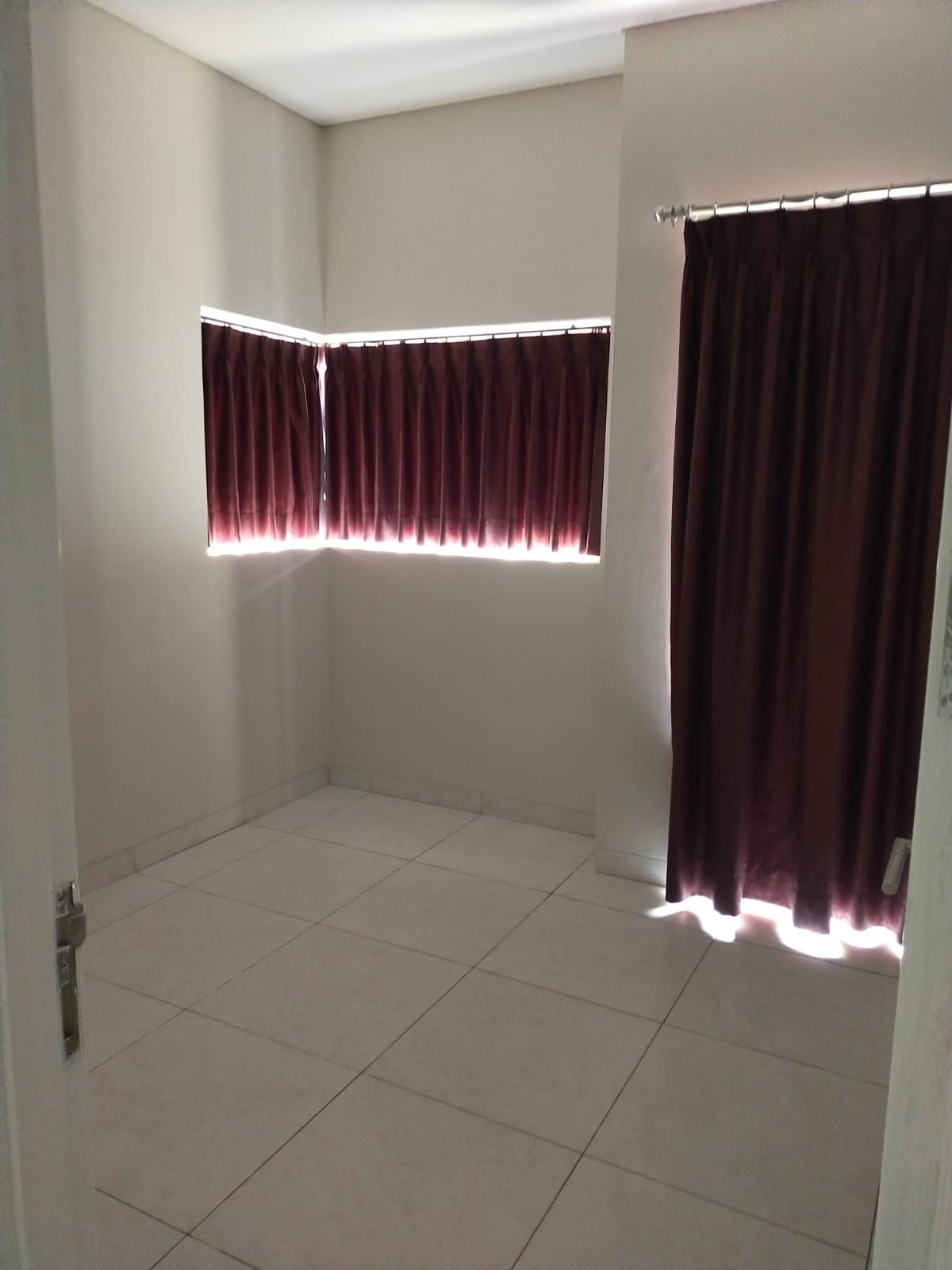 Disewa rumah siaphuni di Jakarta Garden City Cluster Zebrina