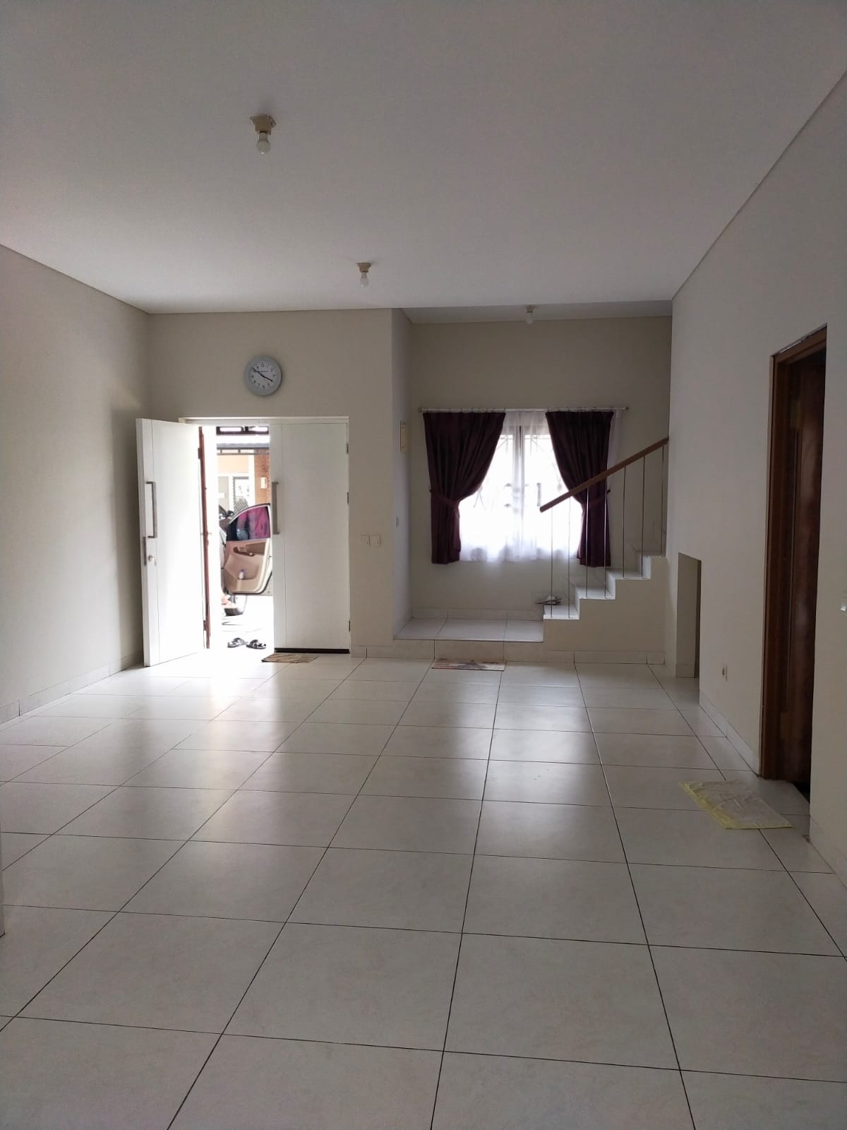 Disewa rumah siaphuni di Jakarta Garden City Cluster Zebrina