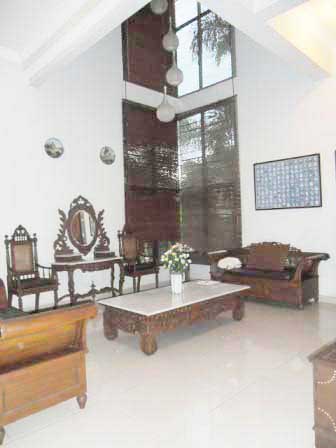 RUMAH DI VILLA JAKASETIA BEKASI SELATAN