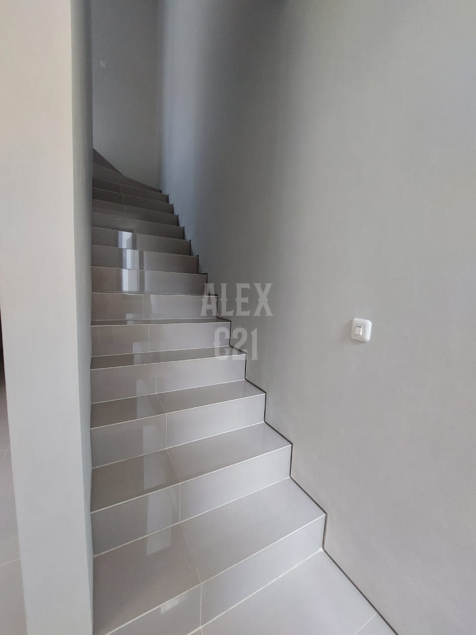 Dijual rumah Brand New di jagakarsa, Moh Kahfi 1 Jakarta Selatan