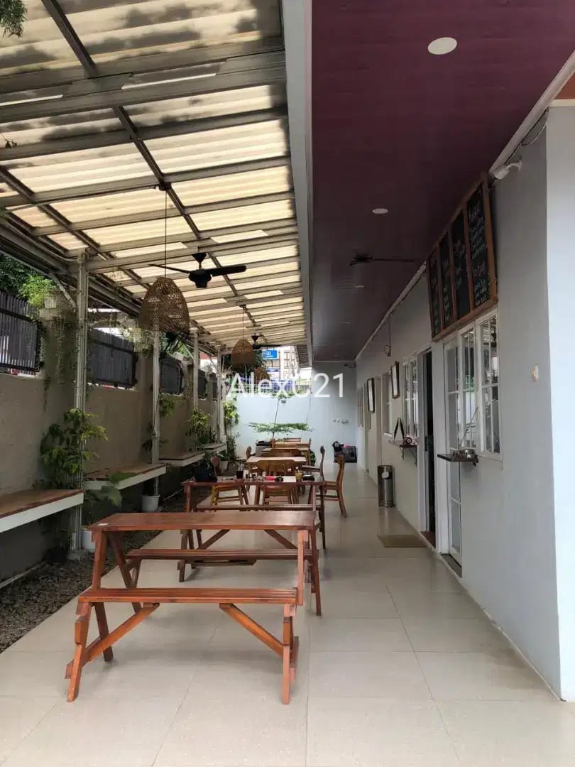 Dijual rumah kost + ruang usaha cafe di Perdatam, Pancoran