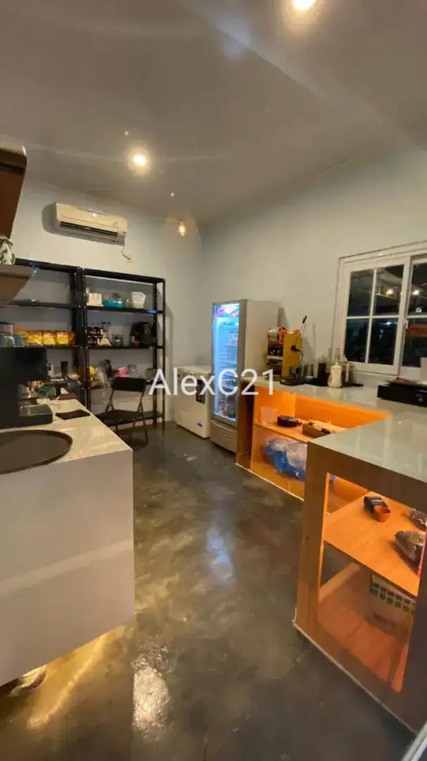 Dijual rumah kost + ruang usaha cafe di Perdatam, Pancoran