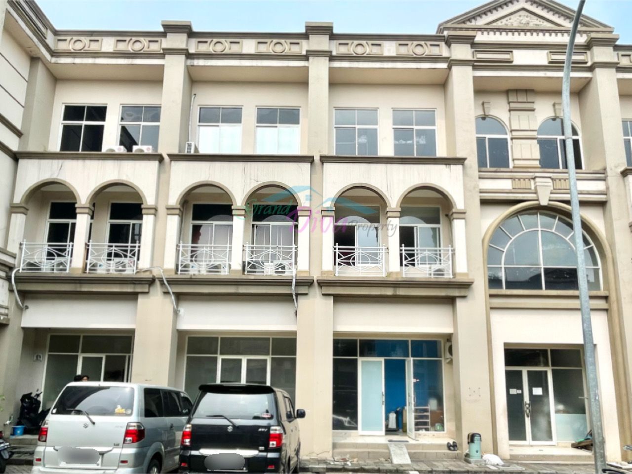 GANDENG DI ROSE GARDEN GRAND GALAXY CITY MURAH BANGET