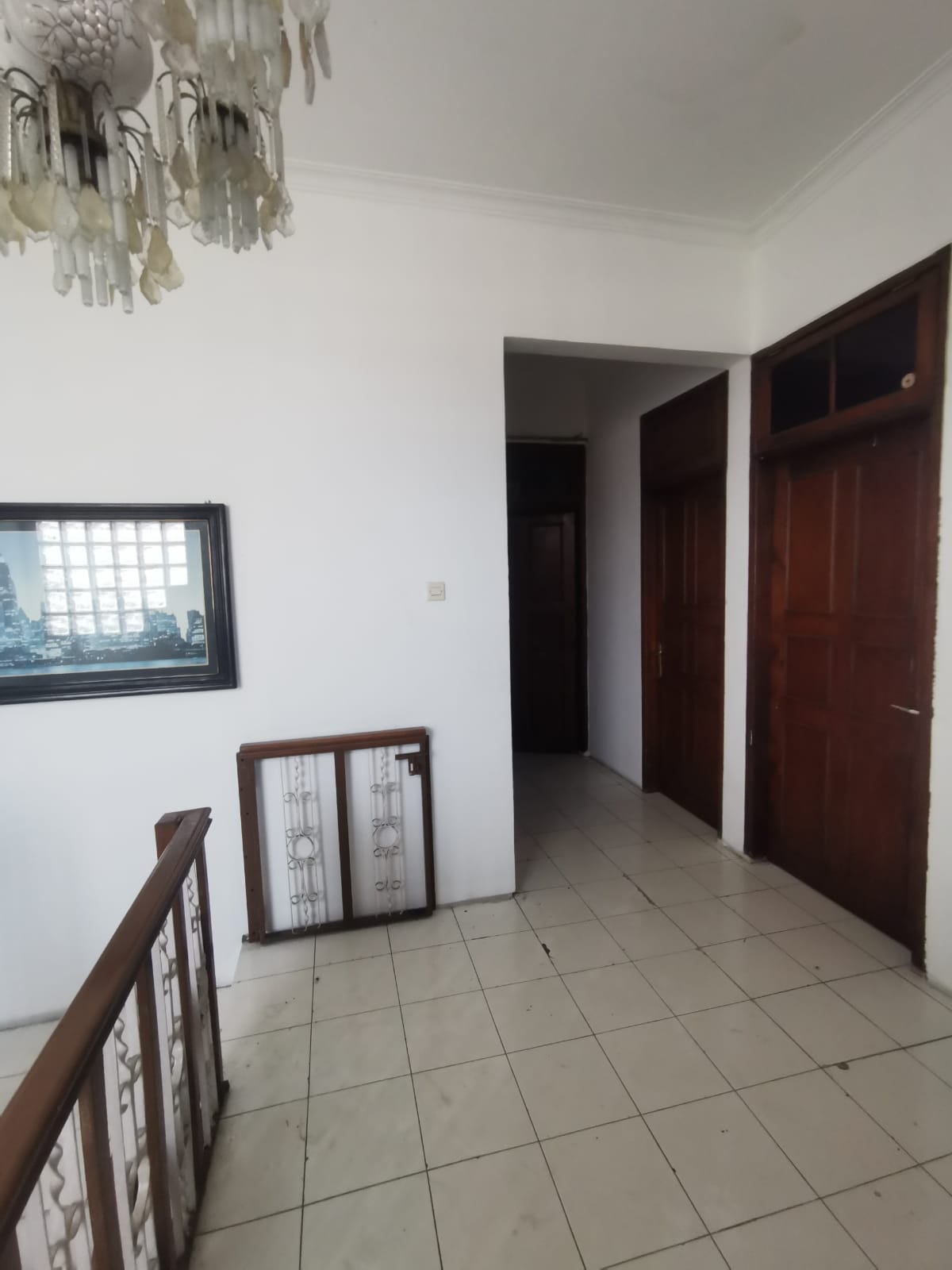 Dijual rumah mewah di Jalan Cempaka Putih, Jakarta Pusat