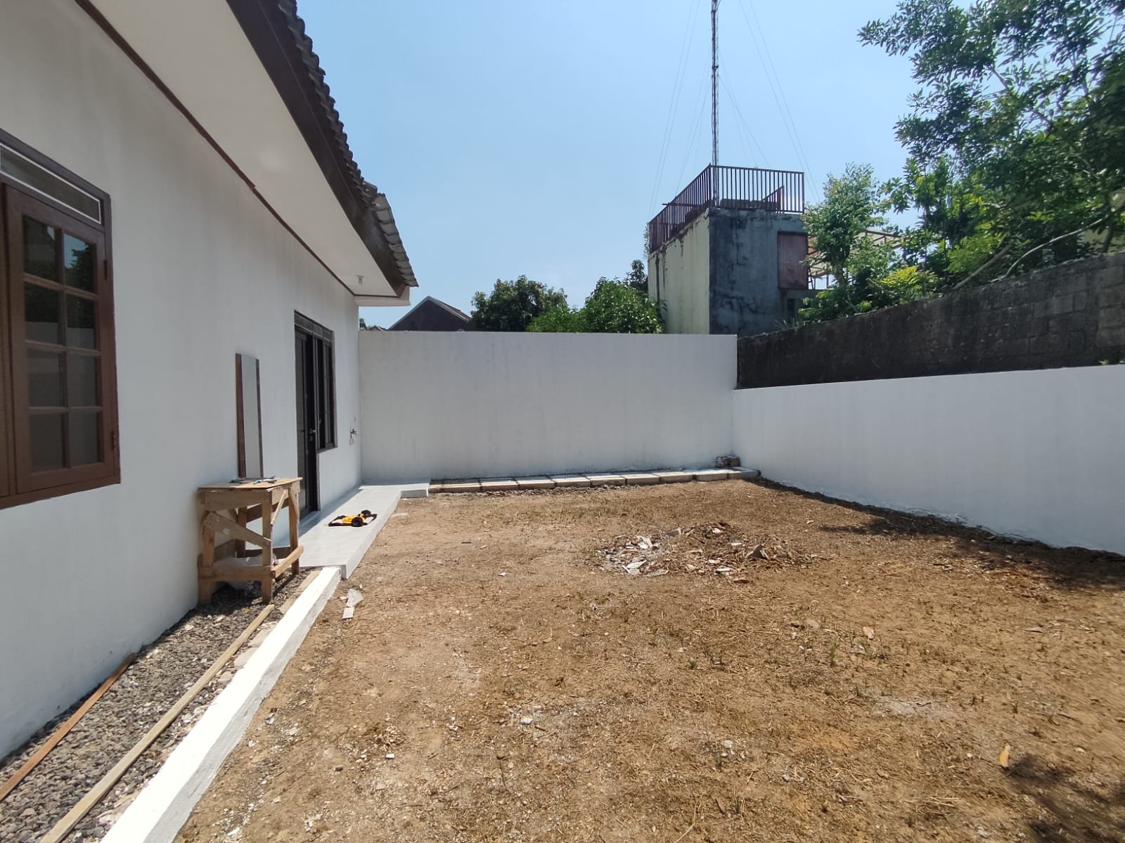 DIJUAL RUMAH LUAS MURAH DI CITRA INDAH CITY