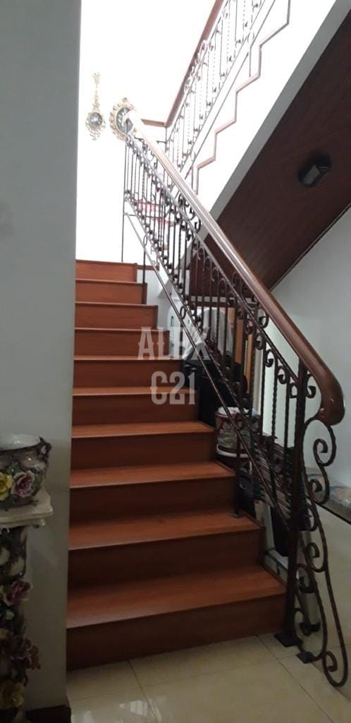 Jual rumah di Cilandak Barat, Cilandak, Jakarta Selatan