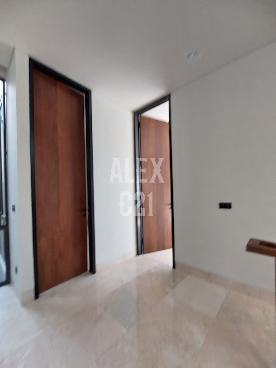 Jual Brand New Kemang, Mampang Prapatan, Jakarta Selatan